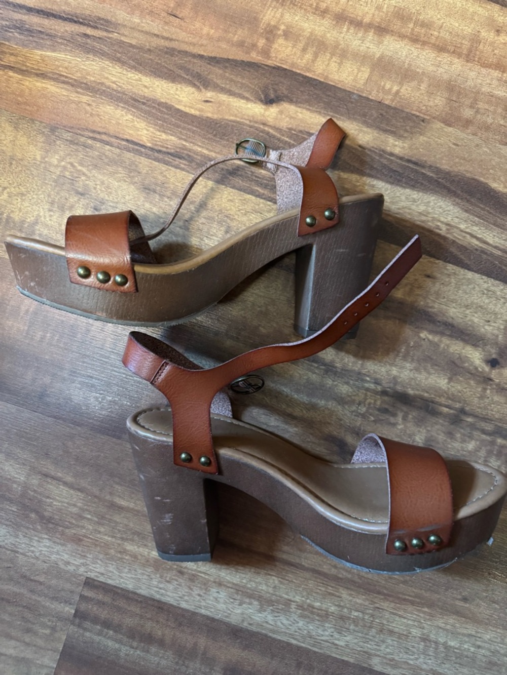 Falls Creek Tan Platform Heel Sandals with Stud Accents